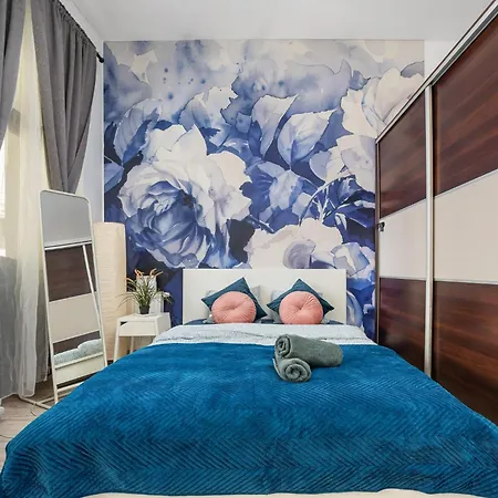 アパート Blue Rose Cozy Loft Brzozowa Old Town *